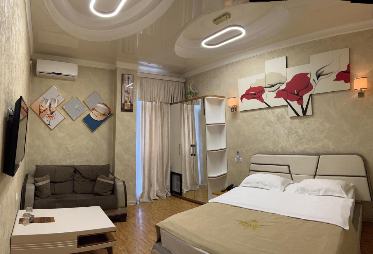 Agava Tbilisi Hotell Eksteriør bilde